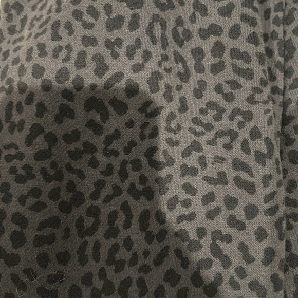 Fabletics loungewear onesie, leopard print, size Small, worn once - Picture 3 of 4